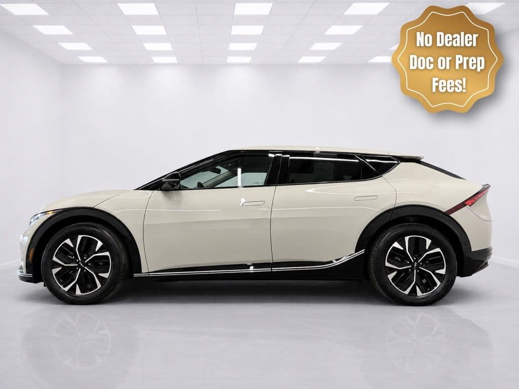 2023 Kia EV6 Wind — photo 1 of 39