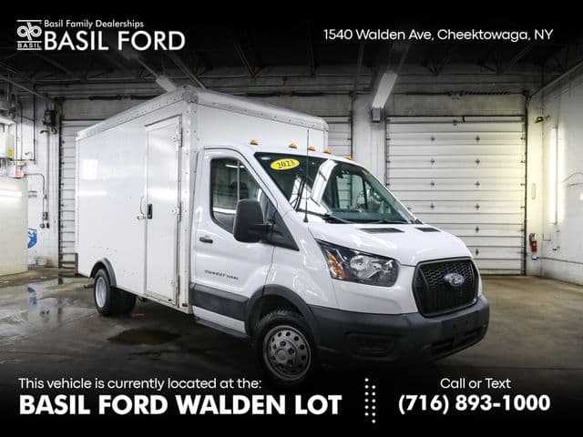 2023 Ford Transit Cutaway Base — photo 1 of 33