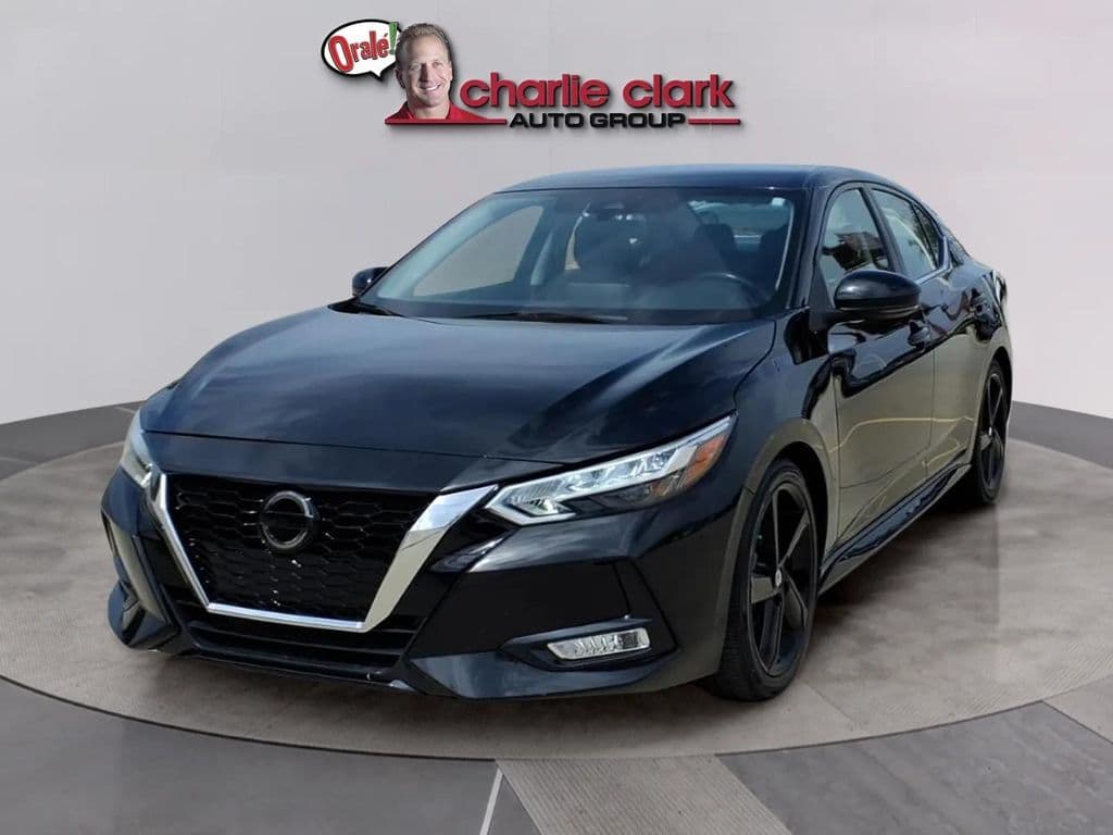 2023 Nissan Sentra SR — photo 1 of 20