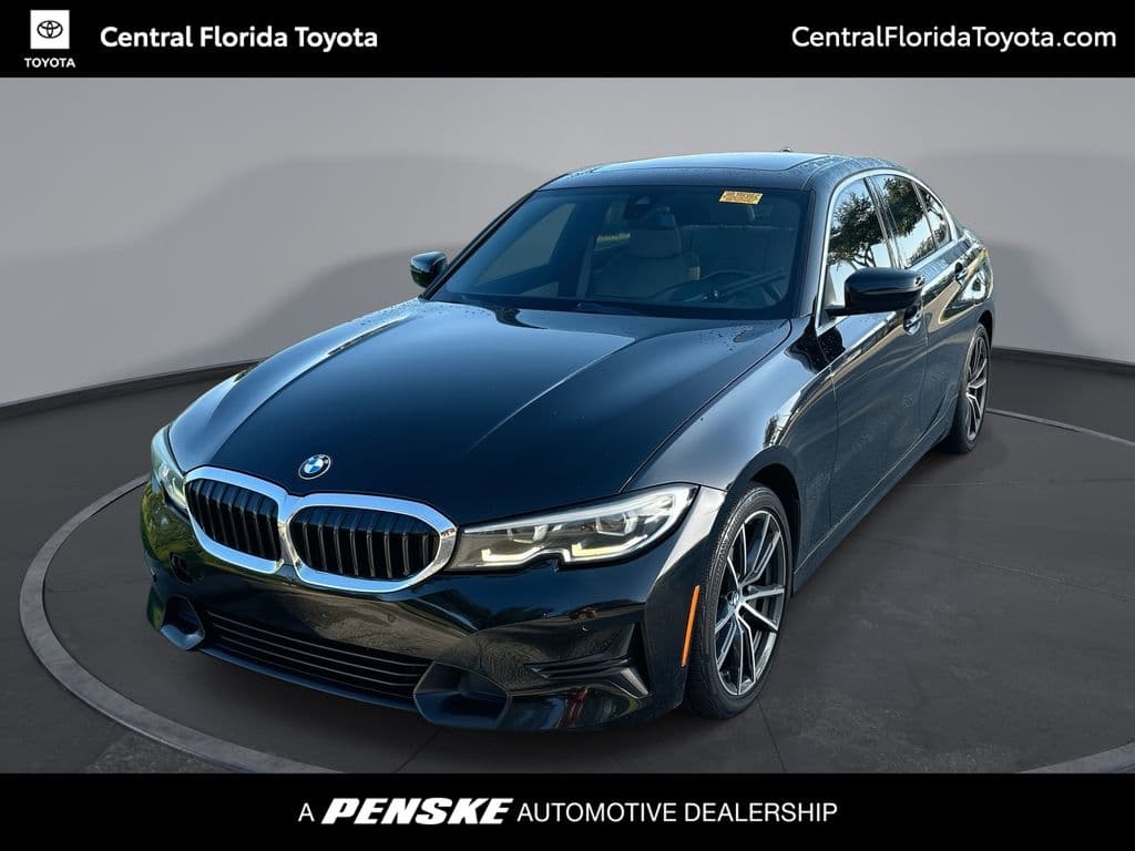 2019 BMW 3 Series 330i — photo 1 of 36