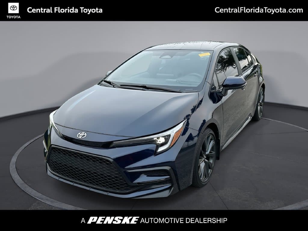 2024 Toyota Corolla SE — photo 1 of 33
