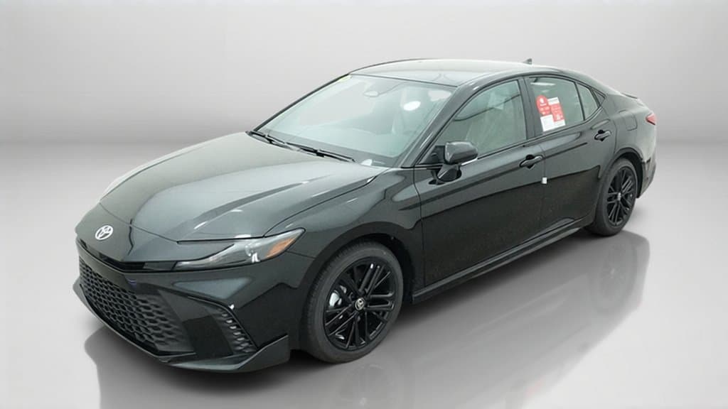 2027 Toyota Camry SE — photo 1 of 34