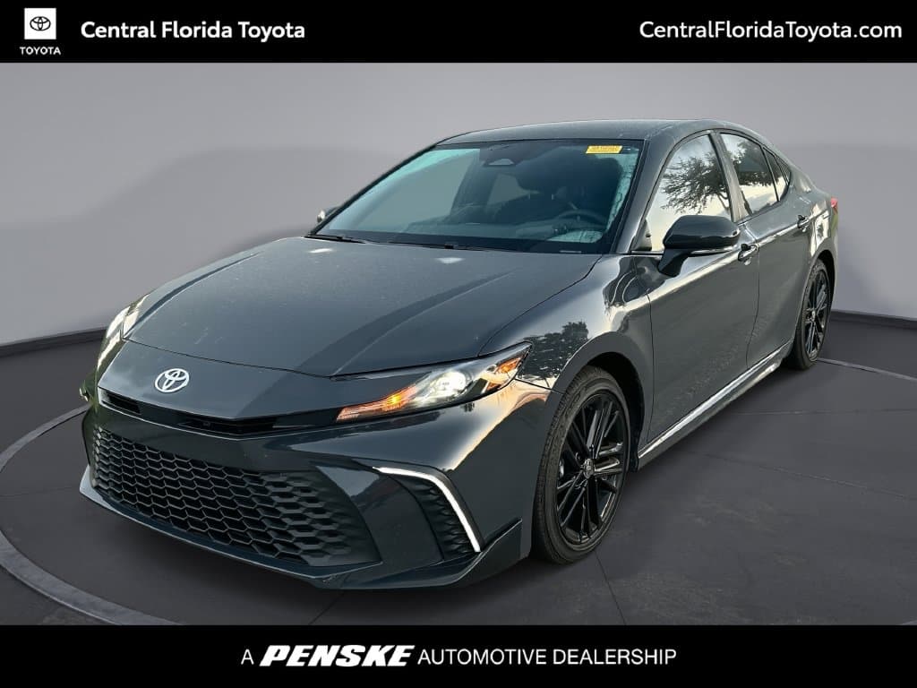 2026 Toyota Camry SE — photo 1 of 35