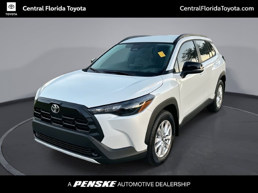 2026 Toyota Corolla Cross LE — photo 1 of 50