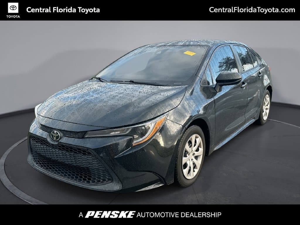 2021 Toyota Corolla LE — photo 1 of 31