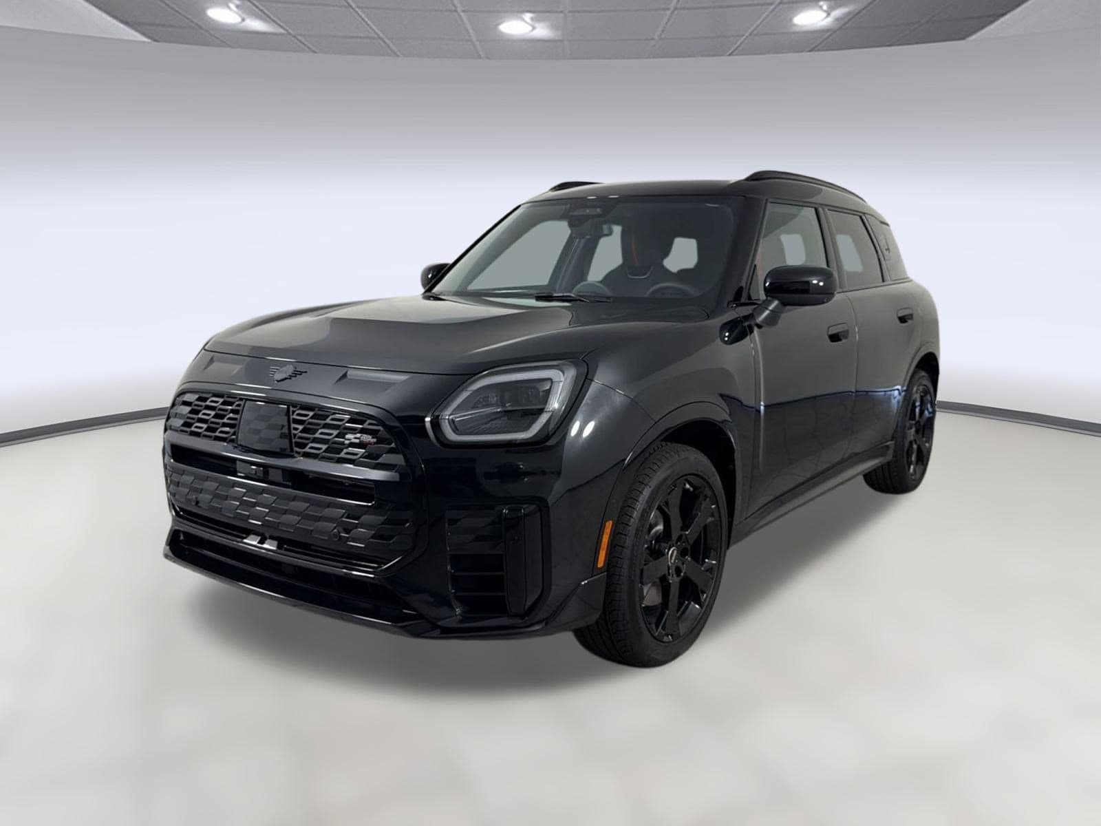 2027 Mini Countryman Iconic — photo 1 of 35