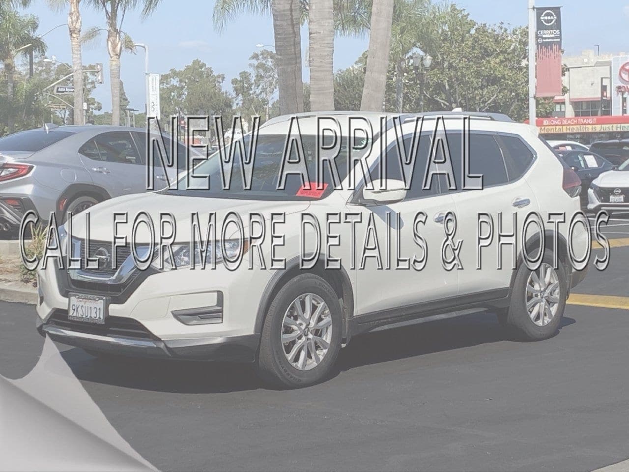 2020 Nissan Rogue SV — photo 1 of 12