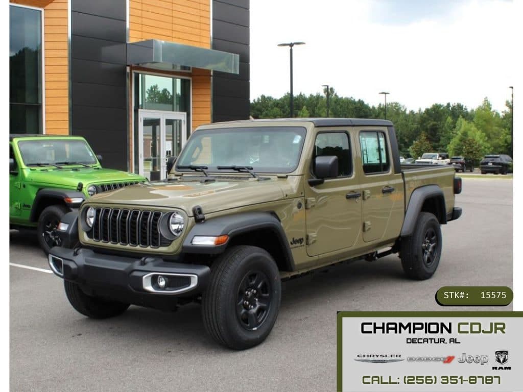 2026 Jeep Gladiator Sport — photo 1 of 33