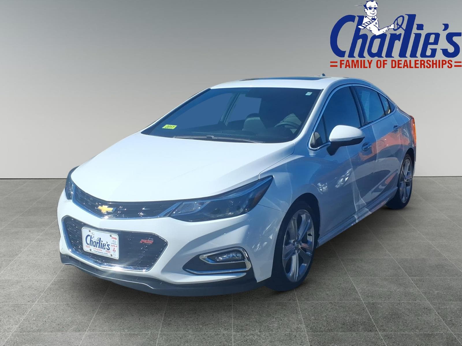 2017 Chevrolet Cruze Premier — photo 1 of 9
