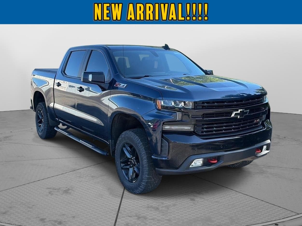2019 Chevrolet Silverado 1500 LT Trail Boss — photo 1 of 30