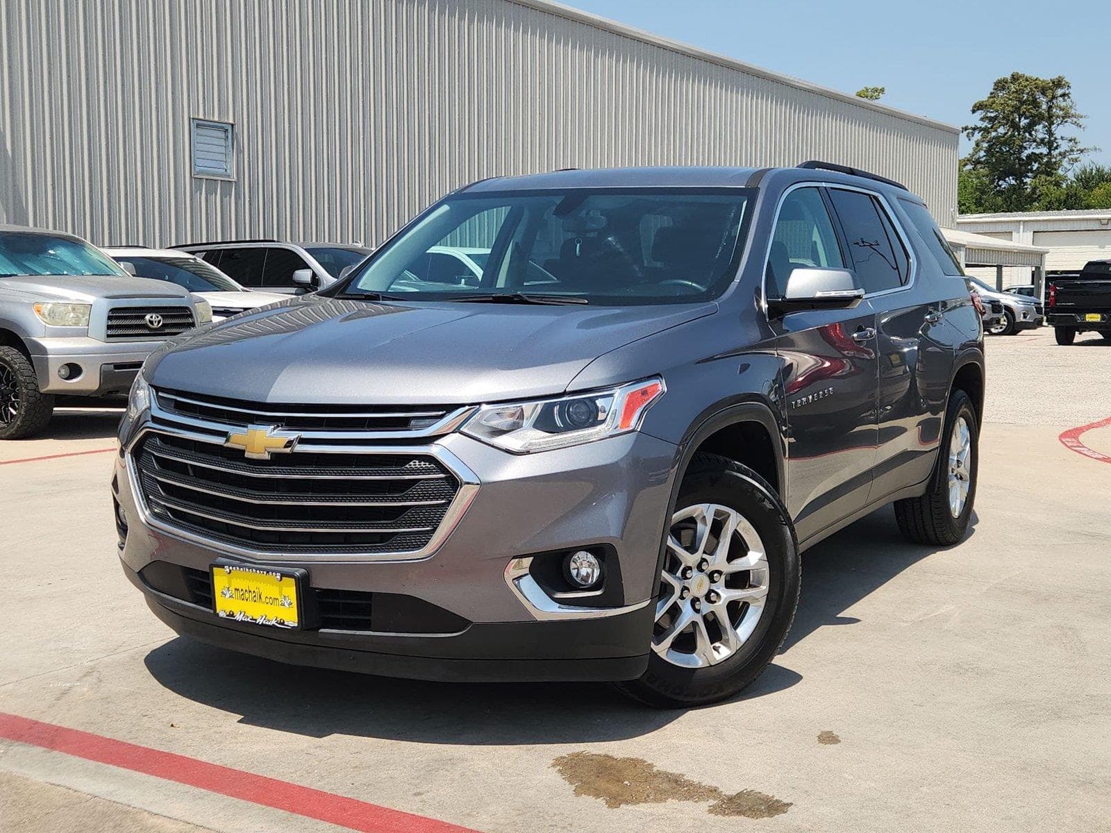 2020 Chevrolet Traverse LT Cloth — photo 1 of 33