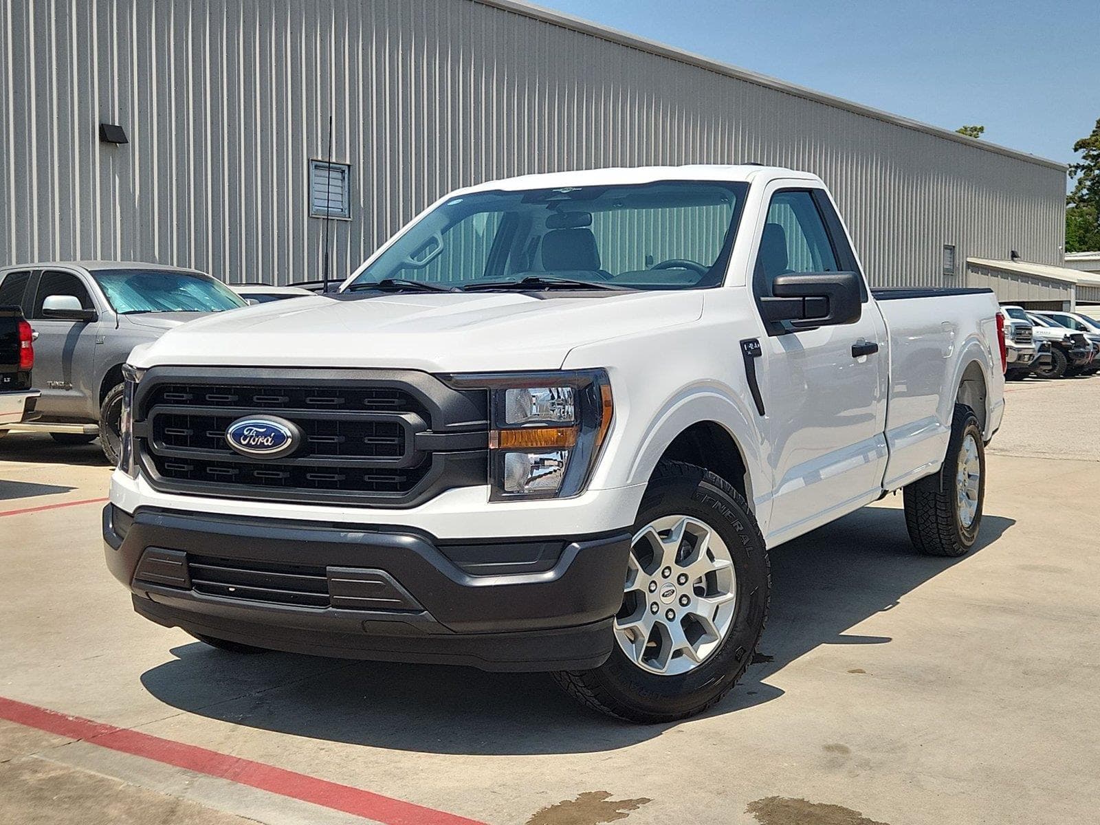 2023 Ford F-150 XL — photo 1 of 28
