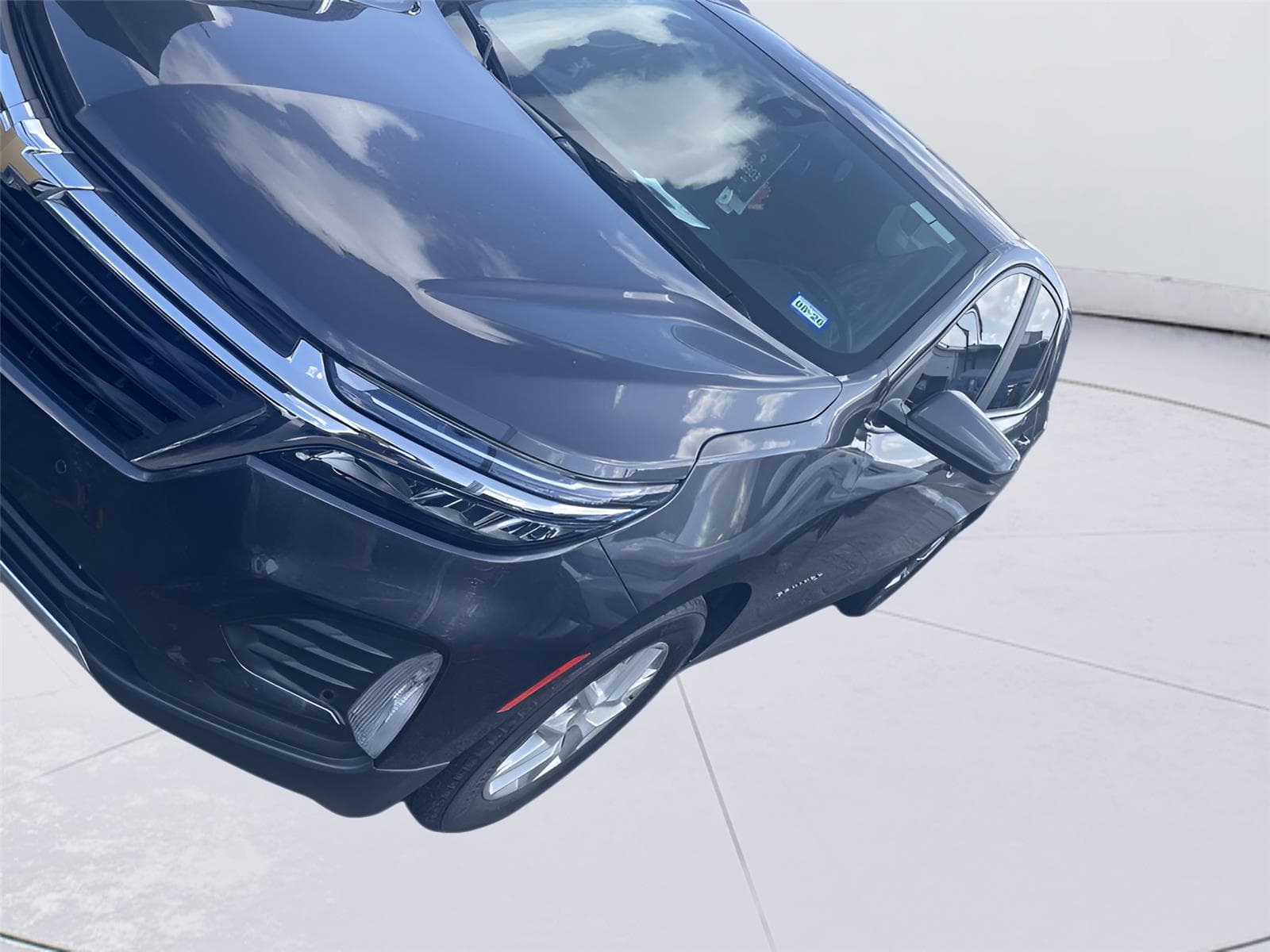 2022 Chevrolet Equinox LT — photo 1 of 5