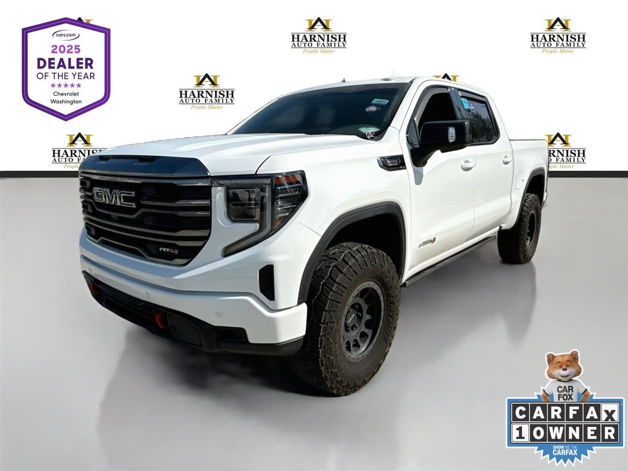 2024 GMC Sierra 1500 AT4 — photo 1 of 21