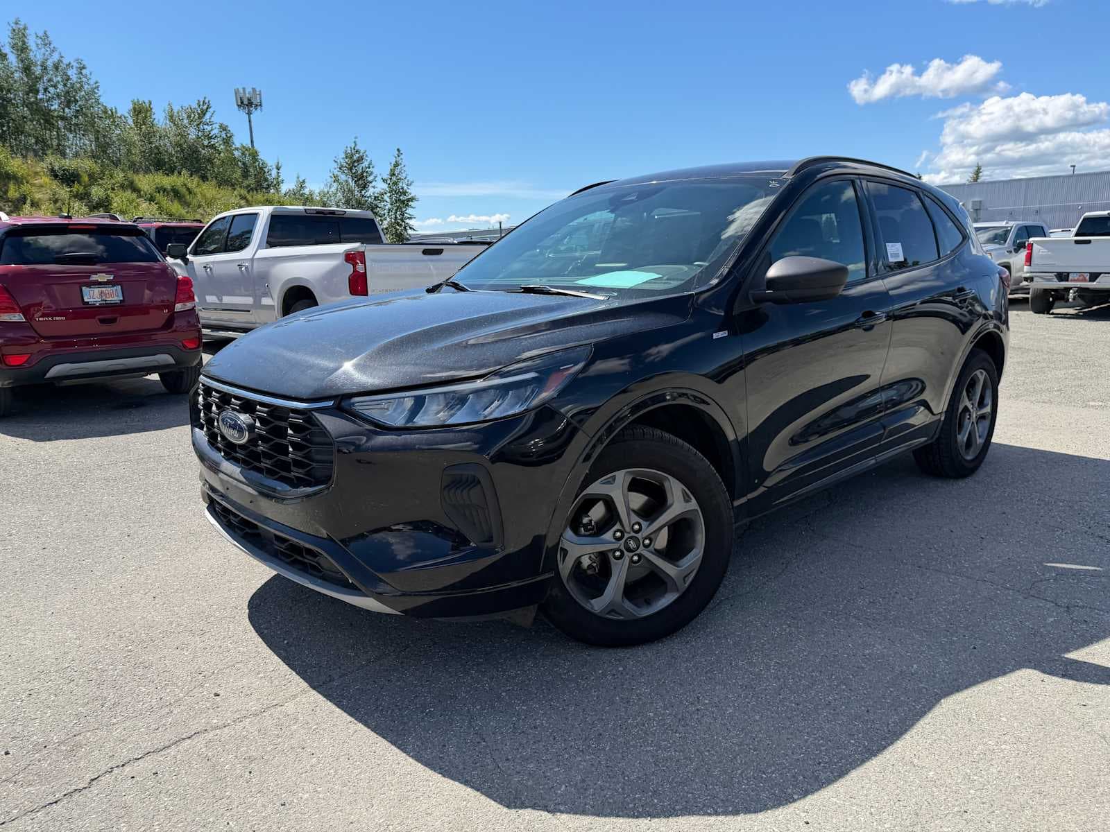 2024 Ford Escape ST-Line — photo 1 of 23
