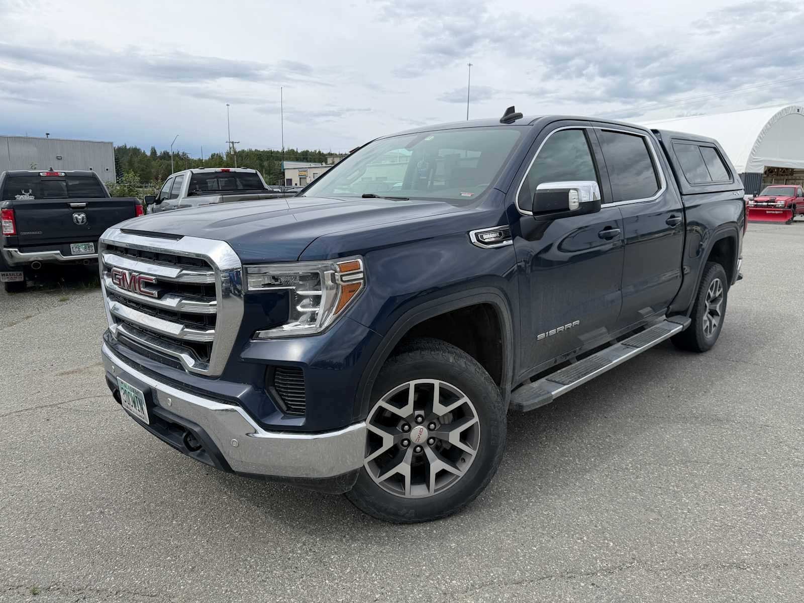 2020 GMC Sierra 1500 SLE — photo 1 of 25
