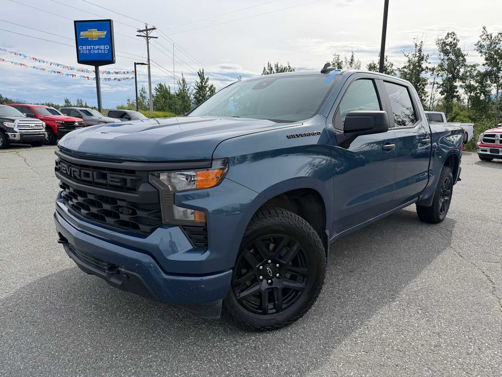 2024 Chevrolet Silverado 1500 Custom — photo 1 of 22
