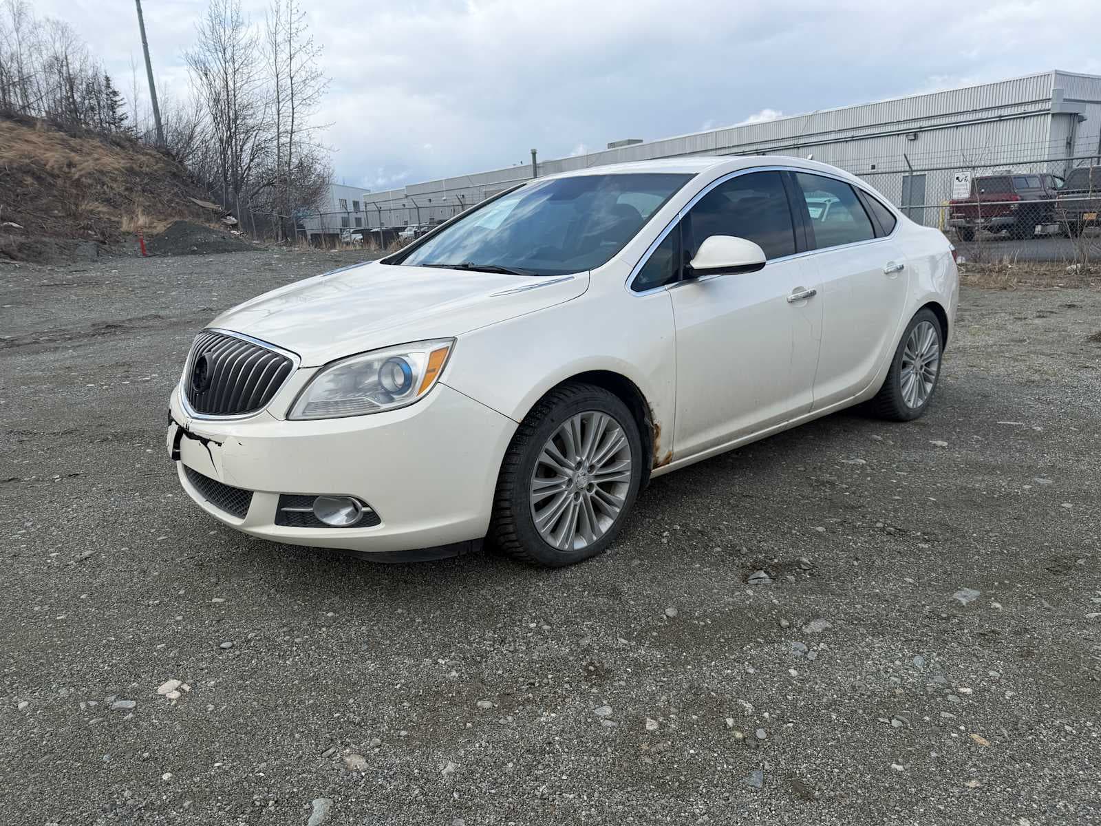 2013 Buick Verano Base — photo 1 of 22