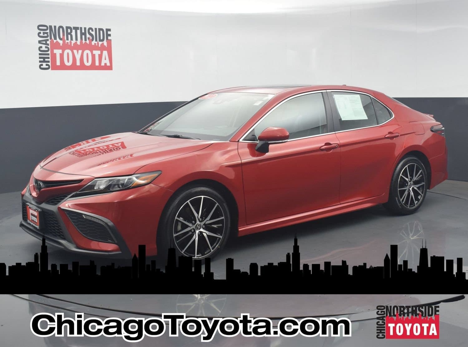 2022 Toyota Camry SE — photo 1 of 34