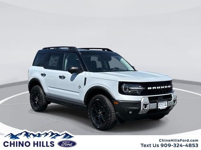 2026 Ford Bronco Sport Outer Banks — photo 1 of 40