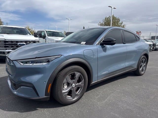 2023 Ford Mustang Mach-E Select — photo 1 of 11