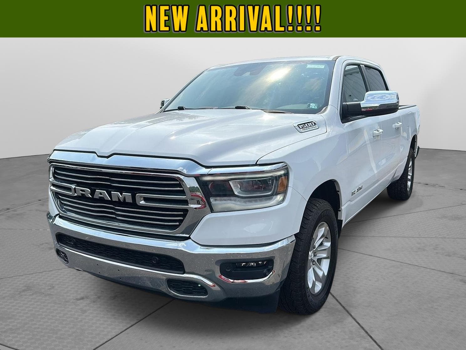 2023 RAM 1500 Laramie — photo 1 of 22