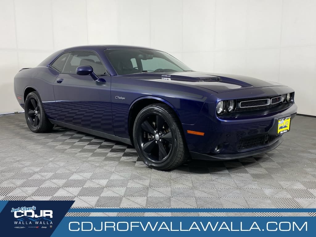 2015 Dodge Challenger R/T Plus — photo 1 of 28