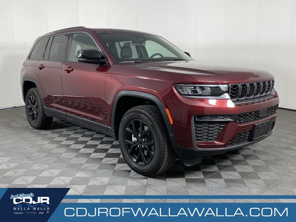 2026 Jeep Grand Cherokee Laredo — photo 1 of 16