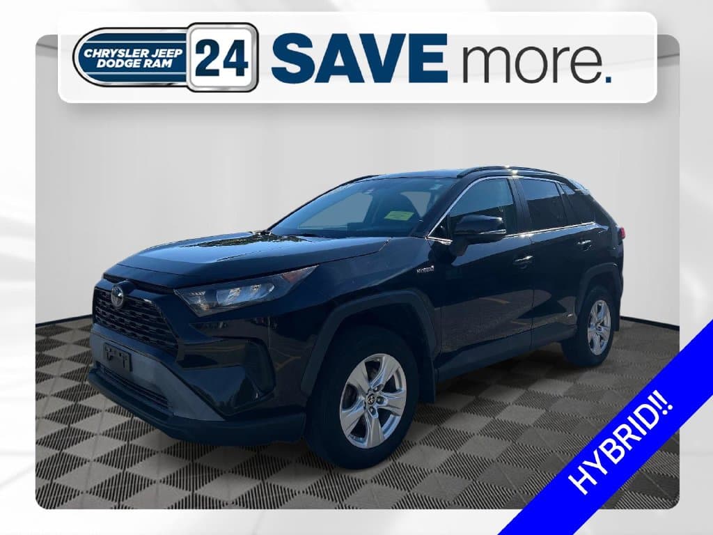 2021 Toyota RAV4 Hybrid LE — photo 1 of 32