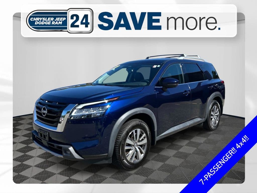 2022 Nissan Pathfinder SL — photo 1 of 34