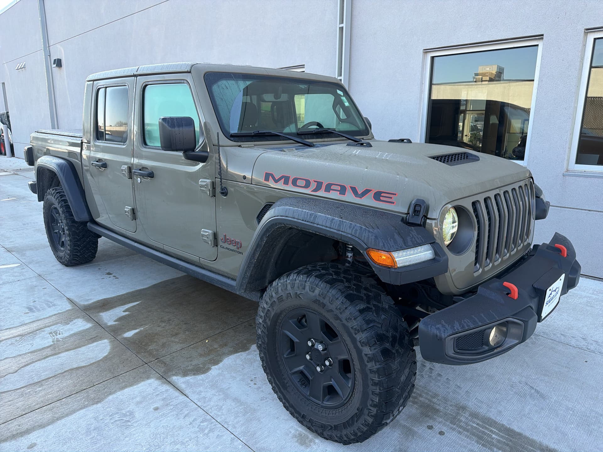 2020 Jeep Gladiator Mojave — photo 1 of 19