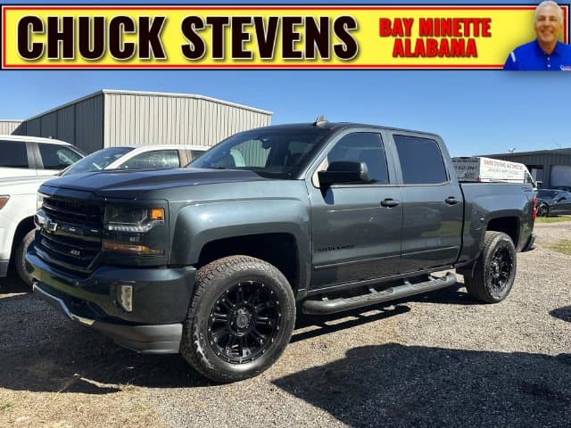 2017 Chevrolet Silverado 1500 LT — photo 1 of 18