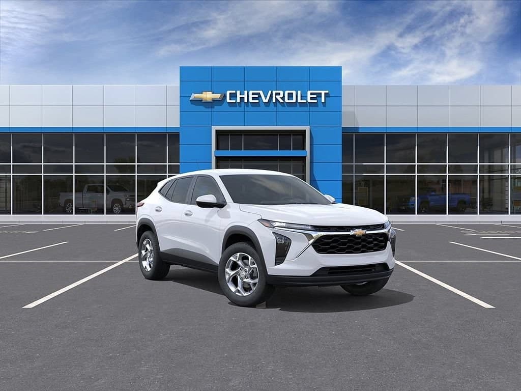 2026 Chevrolet Trax LS — photo 1 of 30