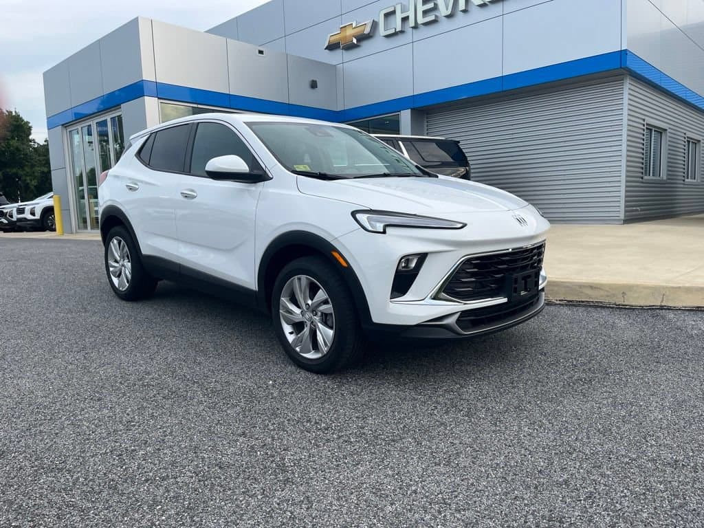 2024 Buick Encore GX Preferred — photo 1 of 13
