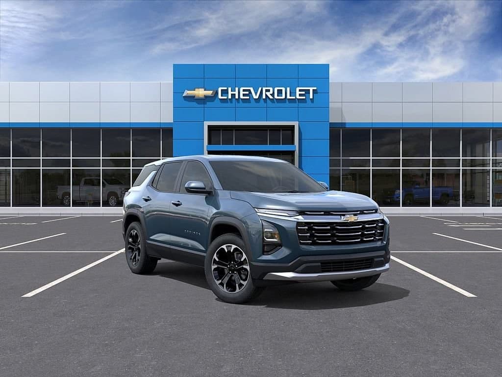 2027 Chevrolet Equinox LT — photo 1 of 30
