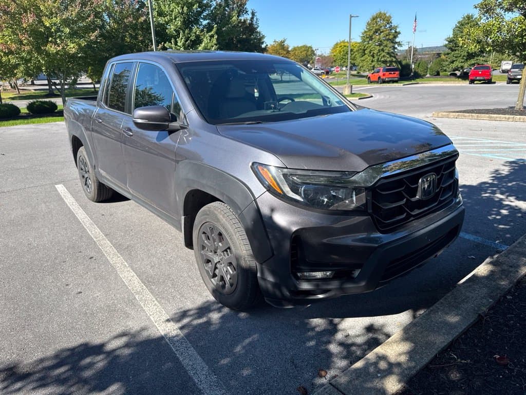 2023 Honda Ridgeline RTL — photo 1 of 4