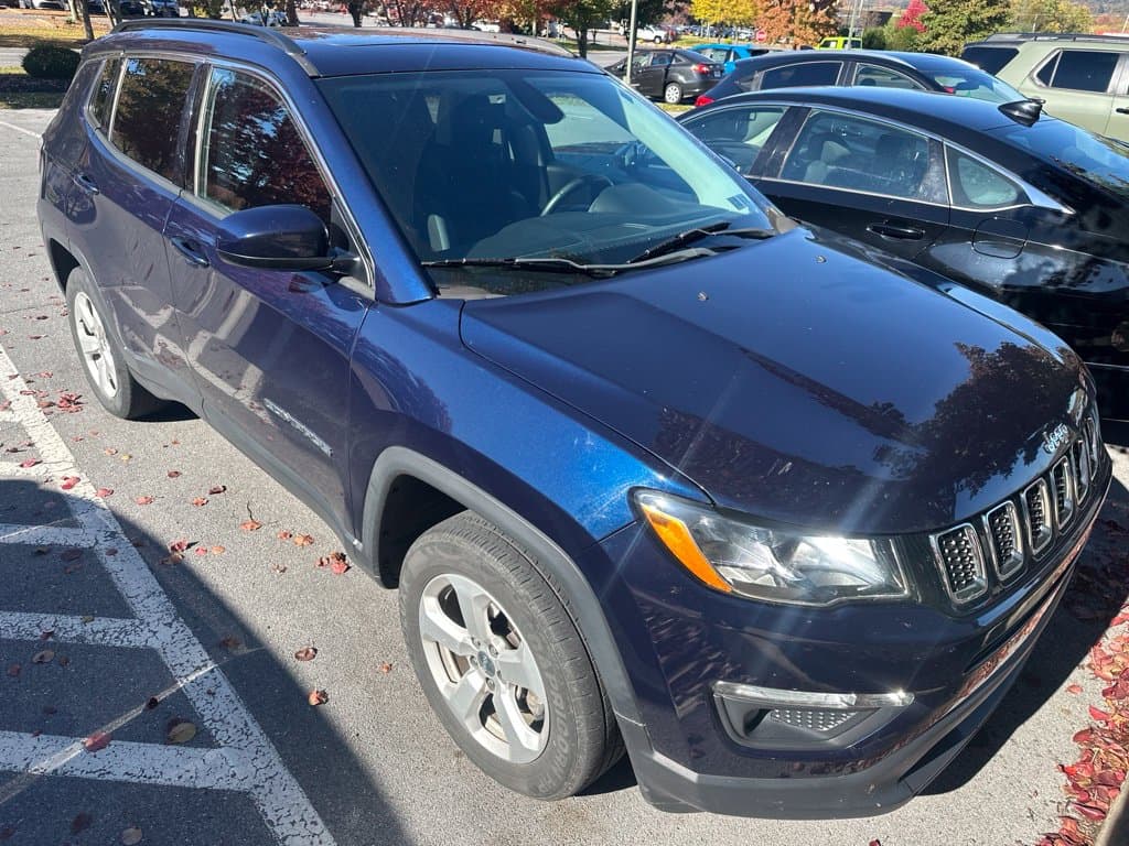 2018 Jeep Compass Latitude — photo 1 of 2