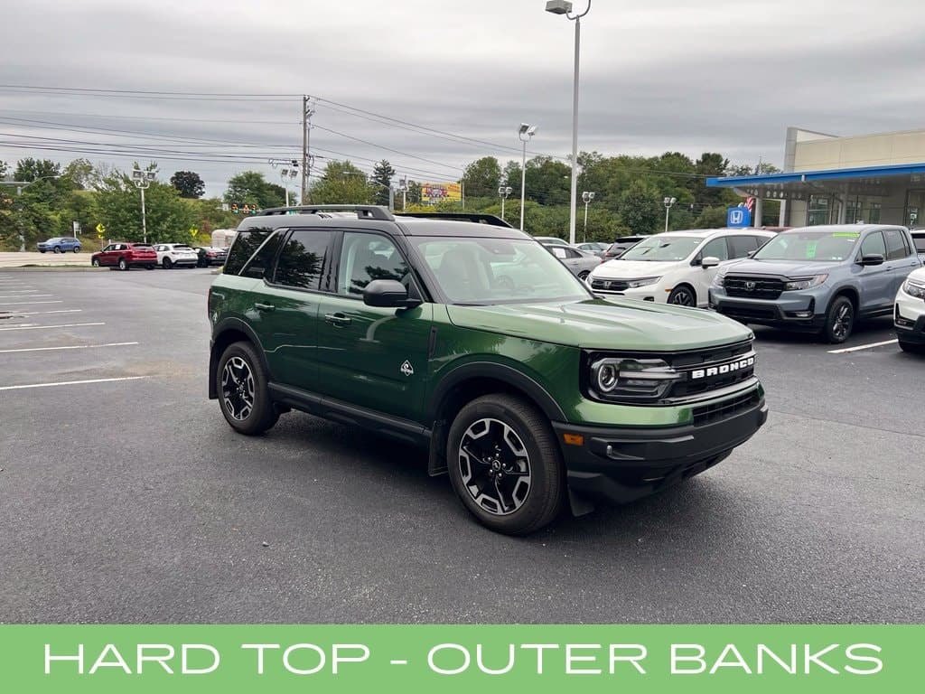 2024 Ford Bronco Sport Outer Banks — photo 1 of 10