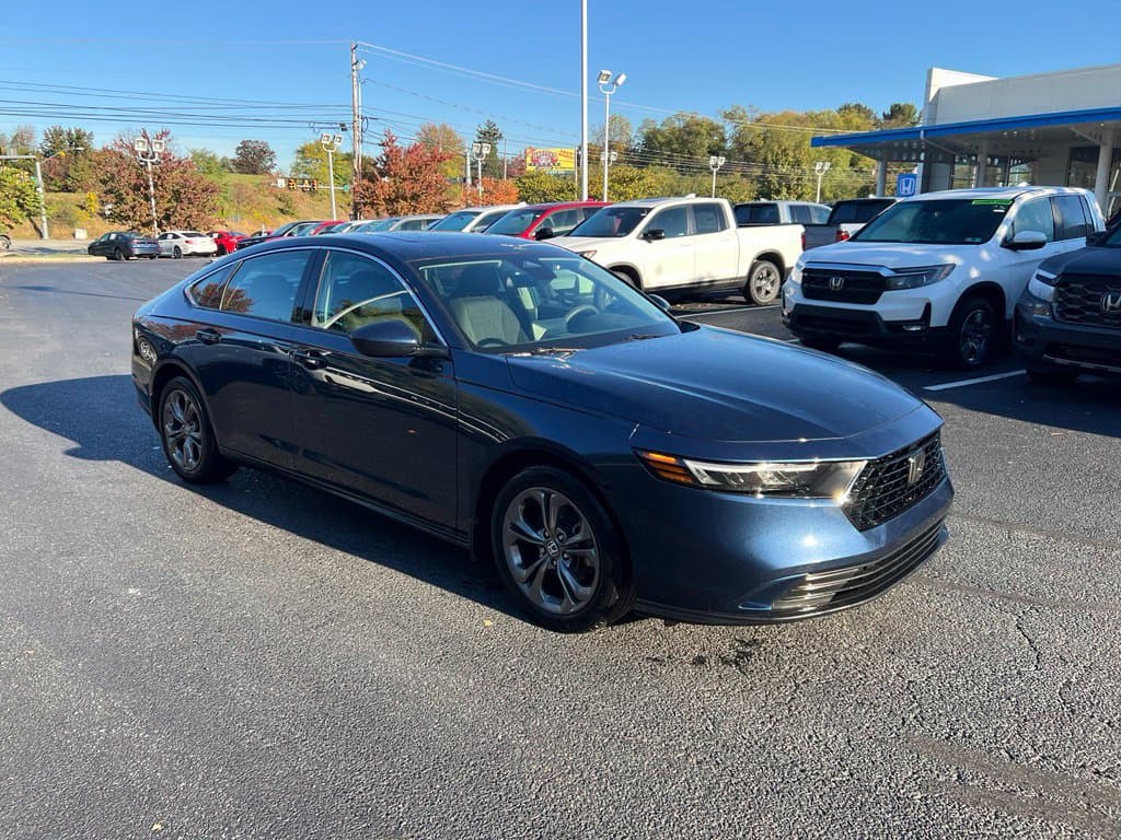 2024 Honda Accord Sedan EX — photo 1 of 10