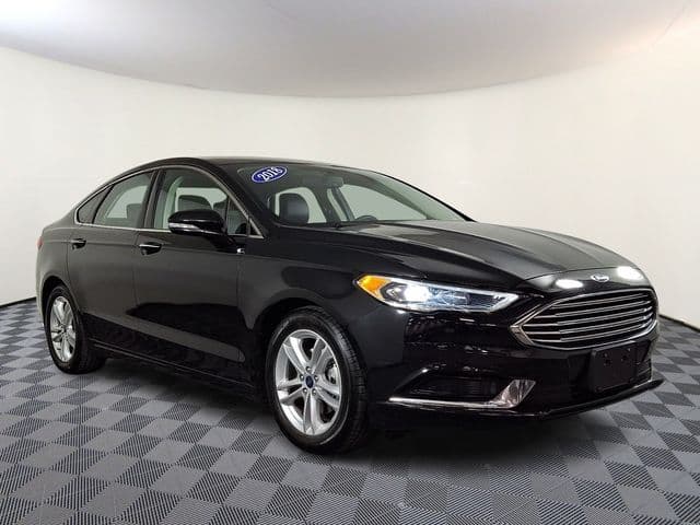 2018 Ford Fusion SE — photo 1 of 32
