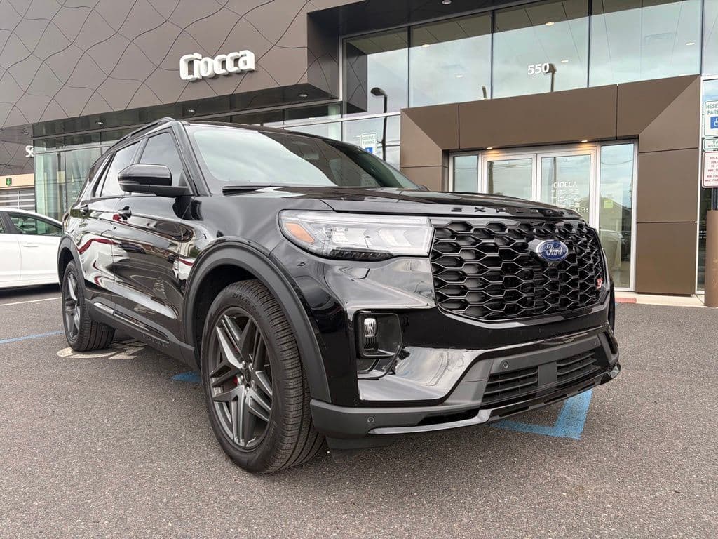 2026 Ford Explorer ST — photo 1 of 13