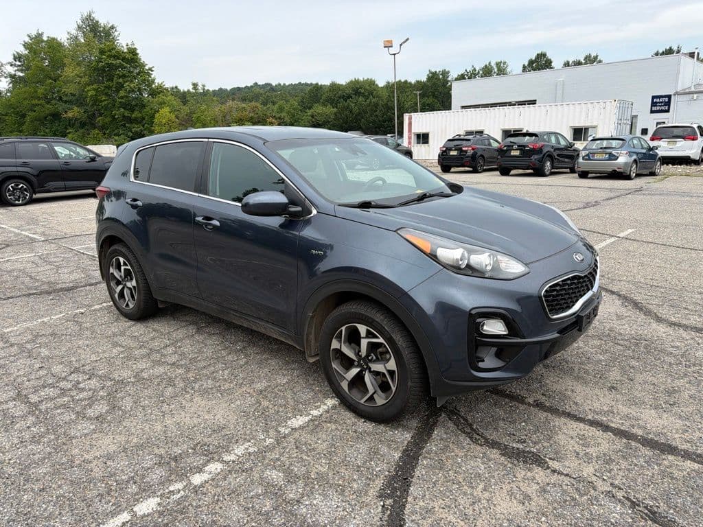2022 Kia Sportage LX — photo 1 of 10