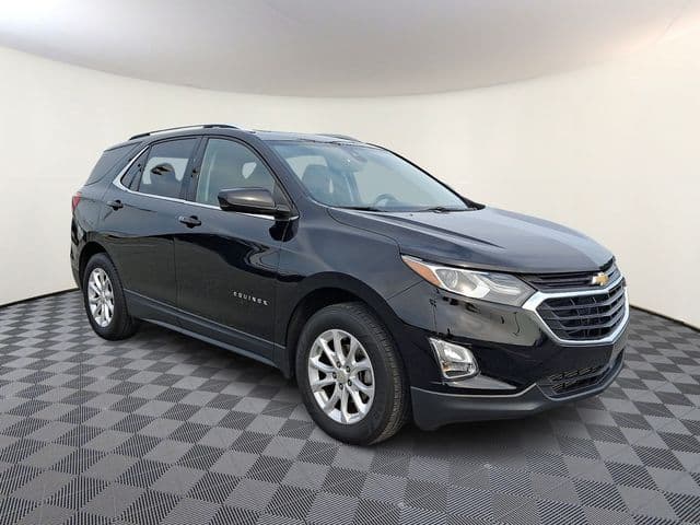 2020 Chevrolet Equinox LT — photo 1 of 31