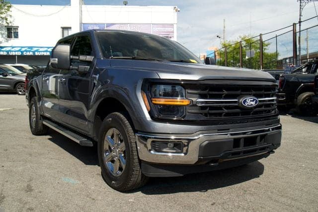 2024 Ford F-150 XLT — photo 1 of 30