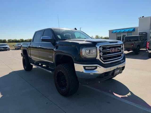 2017 GMC Sierra 1500 SLT — photo 1 of 15