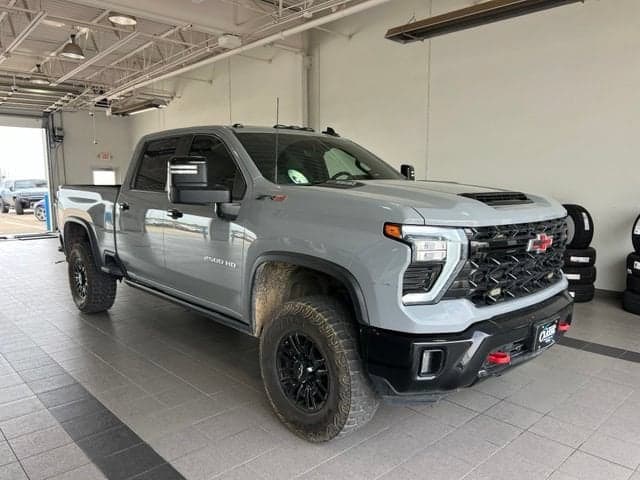 2024 Chevrolet Silverado 2500HD ZR2 — photo 1 of 12