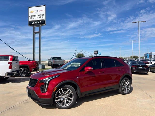 2022 Cadillac XT4 FWD Sport — photo 1 of 13