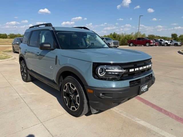 2023 Ford Bronco Sport Outer Banks — photo 1 of 15