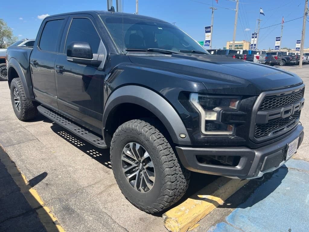 2019 Ford F-150 Raptor — photo 1 of 25