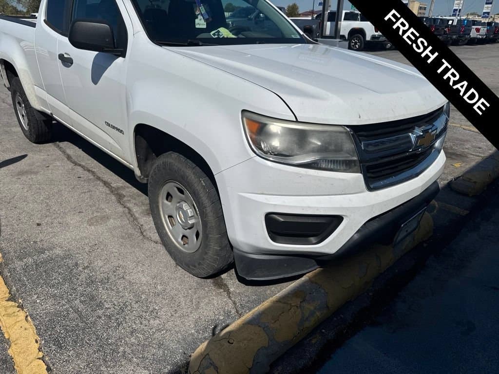 2016 Chevrolet Colorado 2WD WT — photo 1 of 12